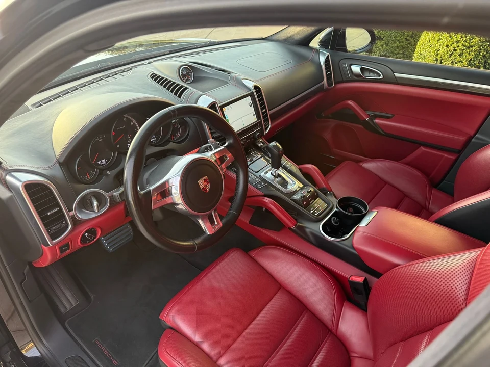 2014 Porsche 958 Cayenne Turbo S - Image 13 of 19