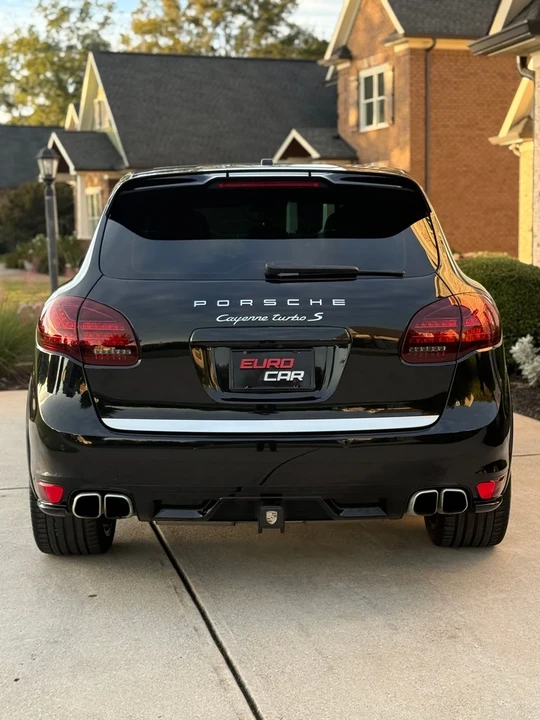 2014 Porsche 958 Cayenne Turbo S - Image 6 of 19