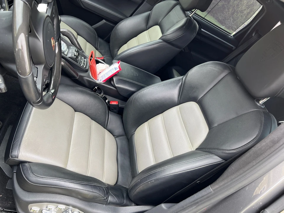 2014 Porsche 958 Cayenne Turbo S - Image 12 of 14