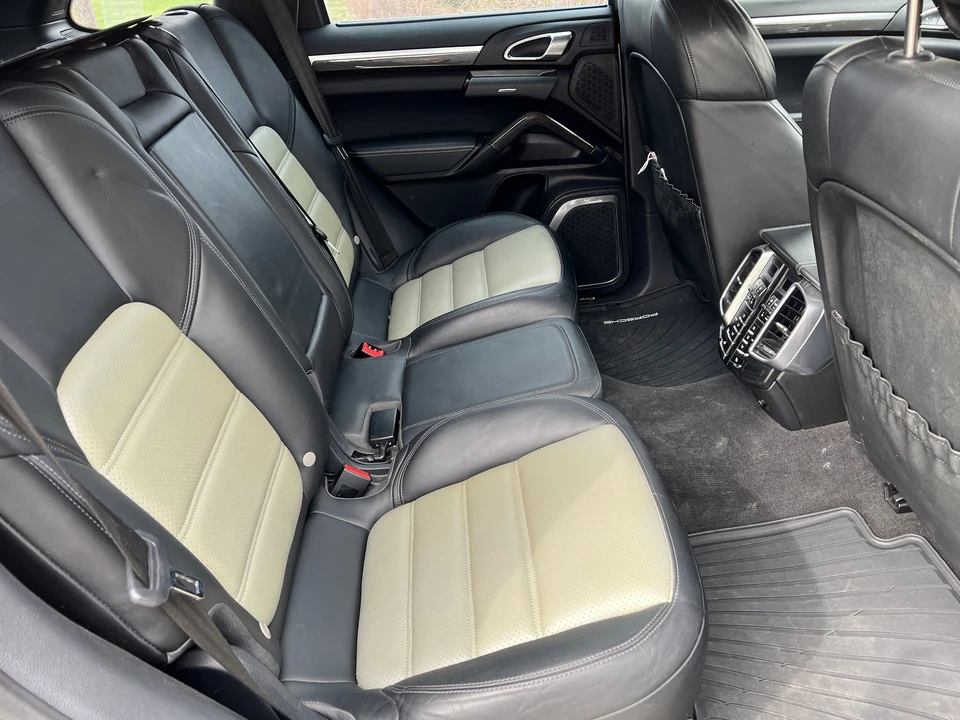 2014 Porsche 958 Cayenne Turbo S - Image 13 of 14