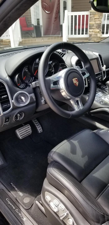 2014 Porsche 958 Cayenne Turbo S - Image 5 of 11