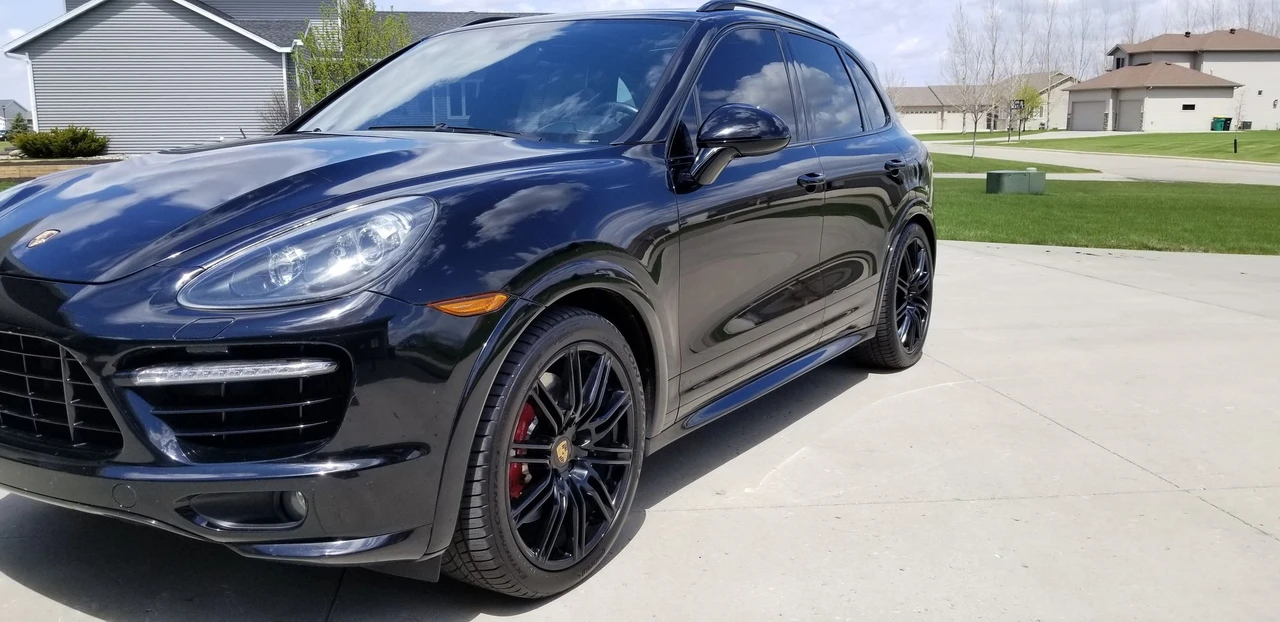 2014 Porsche 958 Cayenne Turbo S - Image 4 of 11