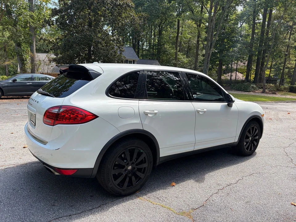 2014 Porsche 958 Cayenne - Image 5 of 23