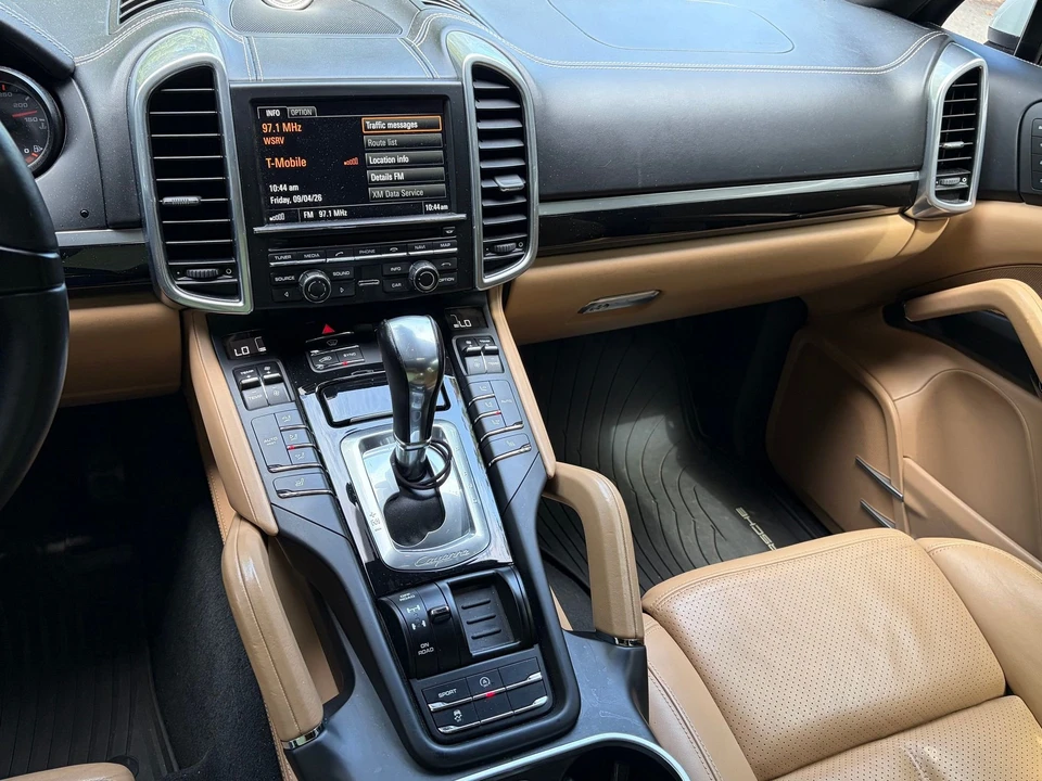 2014 Porsche 958 Cayenne - Image 21 of 23