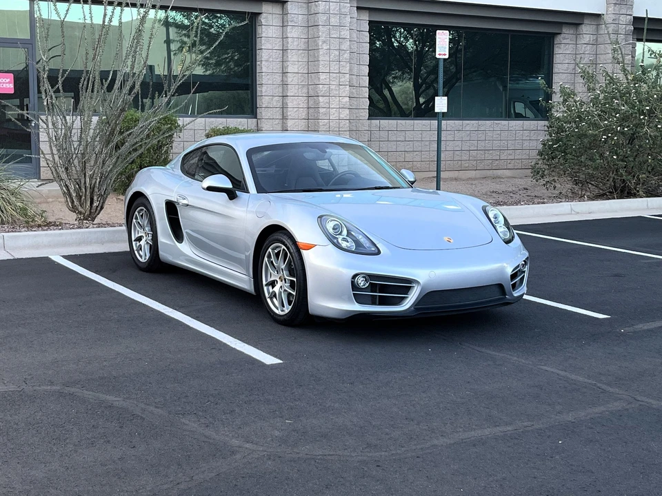 2014 Porsche 981 Cayman - Image 2 of 10