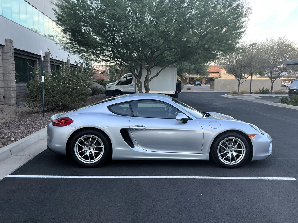 2014 Porsche 981 Cayman - Image 5 of 10
