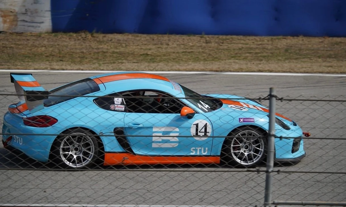 2014 Porsche 981 Cayman - Image 3 of 5