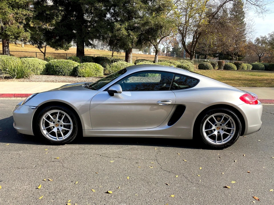 2014 Porsche 981 Cayman - Image 9 of 11