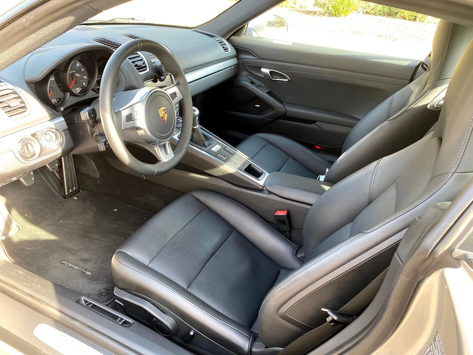 2014 Porsche 981 Cayman - Image 2 of 11