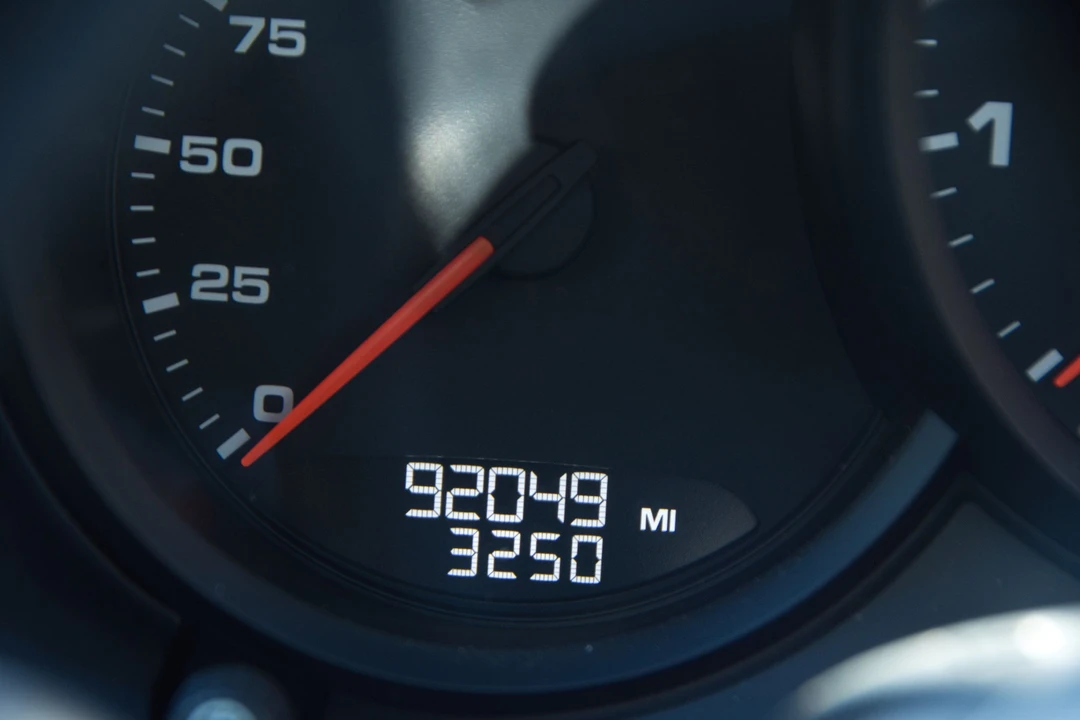 2014 Porsche 981 Cayman - Image 12 of 18