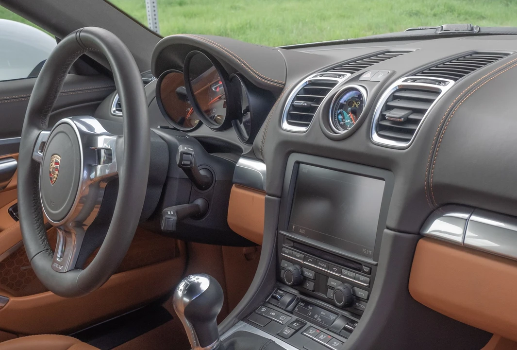 2014 Porsche 981 Cayman S - Image 10 of 23