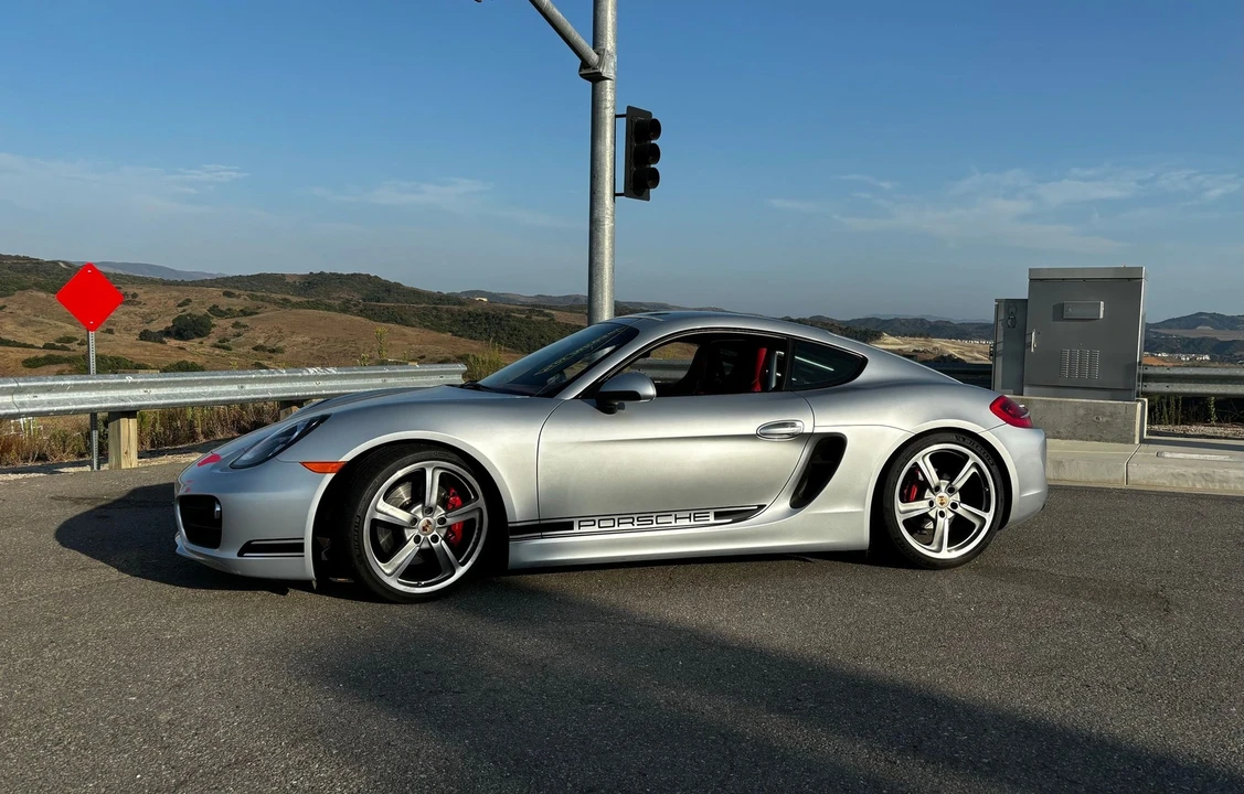 2014 Porsche 981 Cayman S - Image 20 of 29