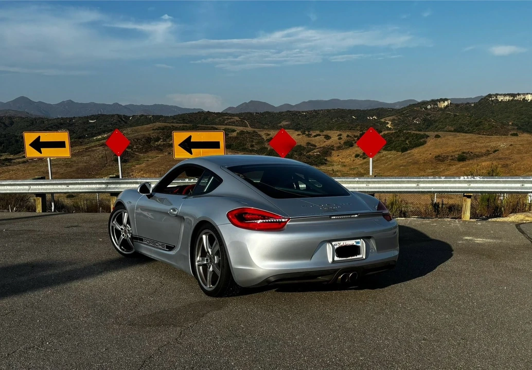 2014 Porsche 981 Cayman S - Image 15 of 29