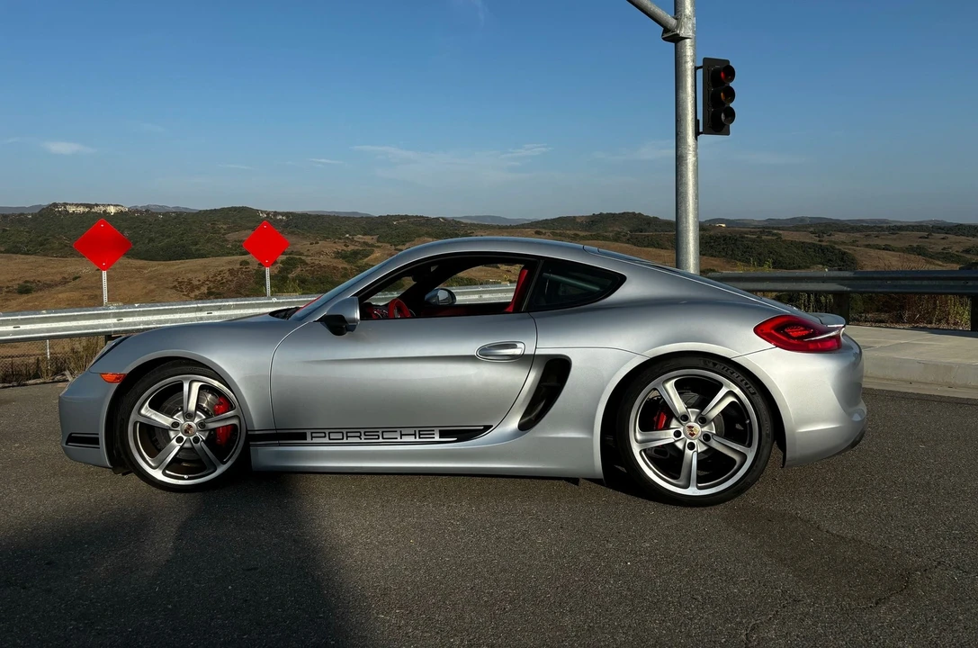 2014 Porsche 981 Cayman S - Image 21 of 29