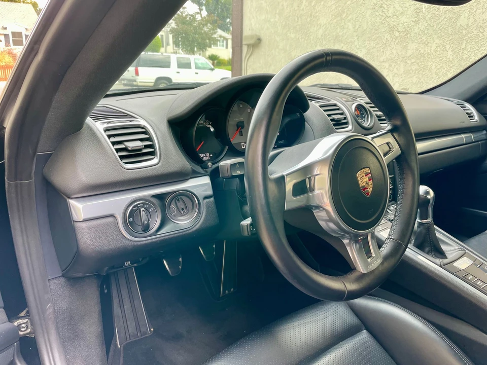 2014 Porsche 981 Cayman S - Image 18 of 31