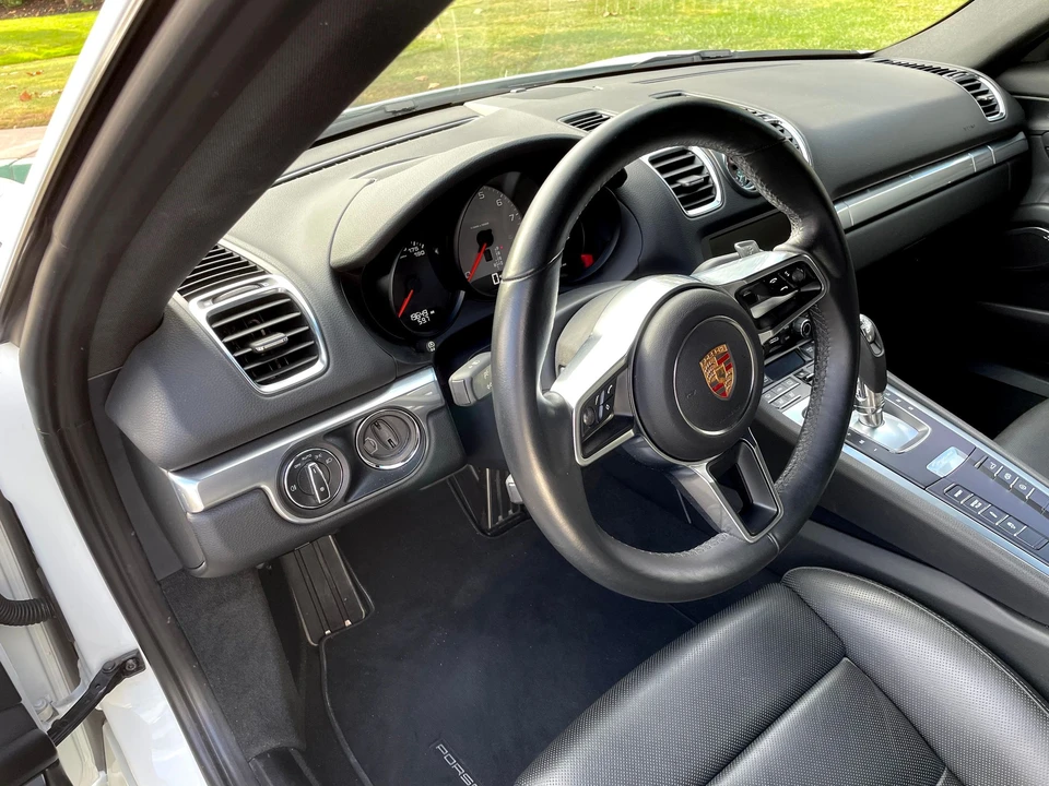 2014 Porsche 981 Cayman S - Image 10 of 18