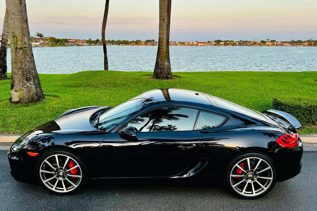 2014 Porsche 981 Cayman S - Image 2 of 16