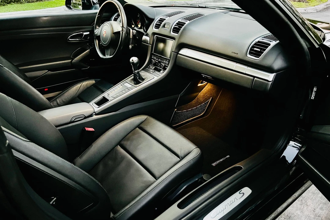2014 Porsche 981 Cayman S - Image 5 of 16