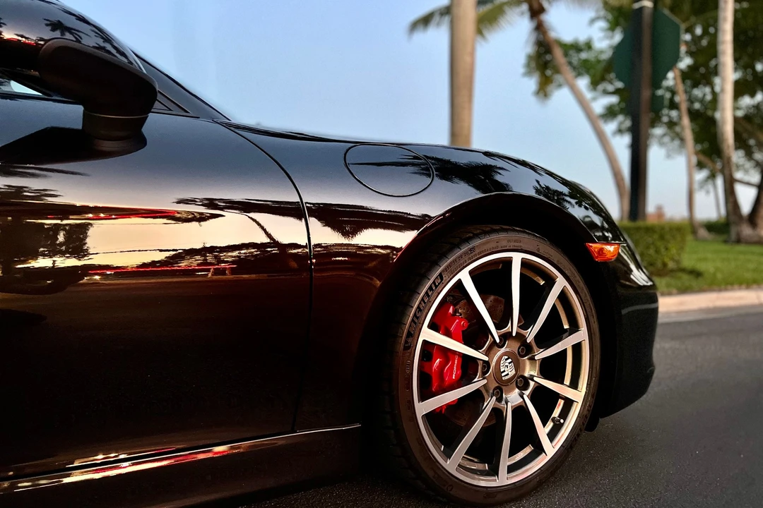 2014 Porsche 981 Cayman S - Image 11 of 16