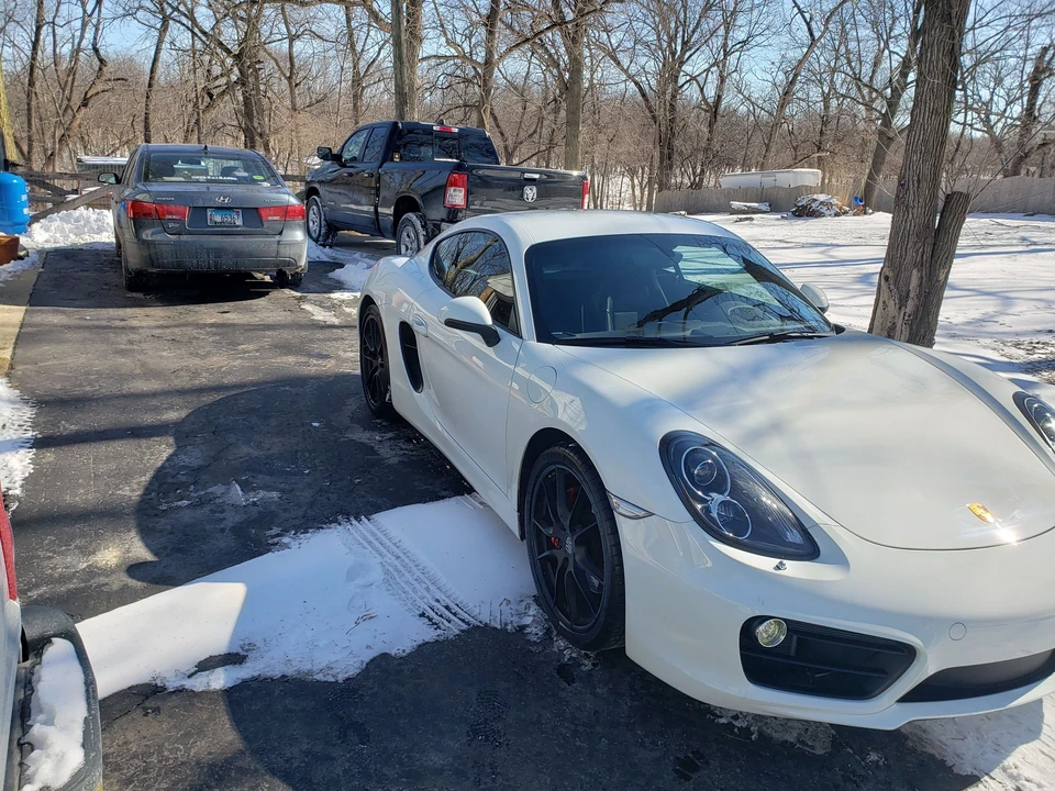 2014 Porsche 981 Cayman S - Image 2 of 9