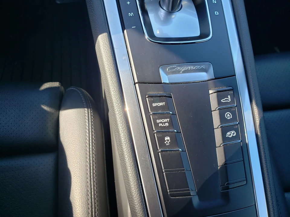 2014 Porsche 981 Cayman S - Image 7 of 9