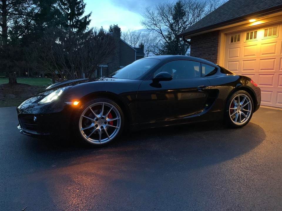 2014 Porsche 981 Cayman S - Image 28 of 29