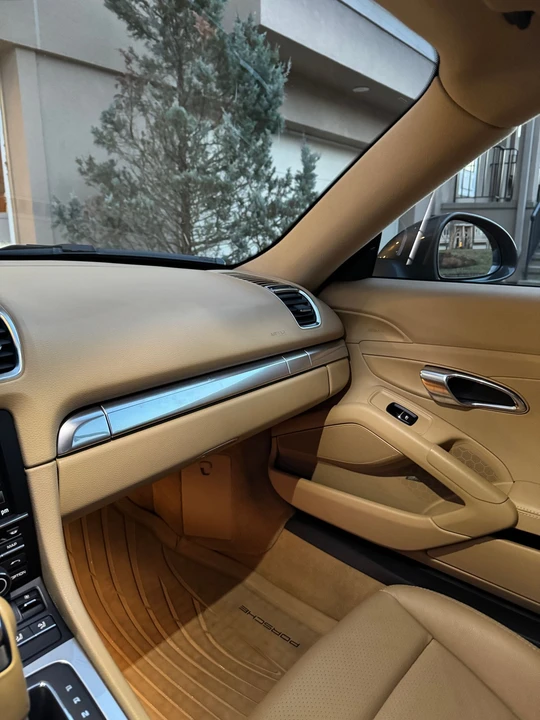 2014 Porsche 981 Cayman S - Image 7 of 8