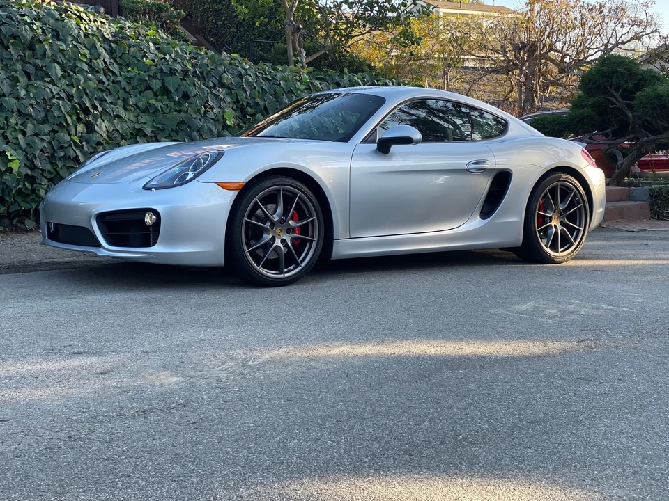 2014 Porsche 981 Cayman S - Image 2 of 31