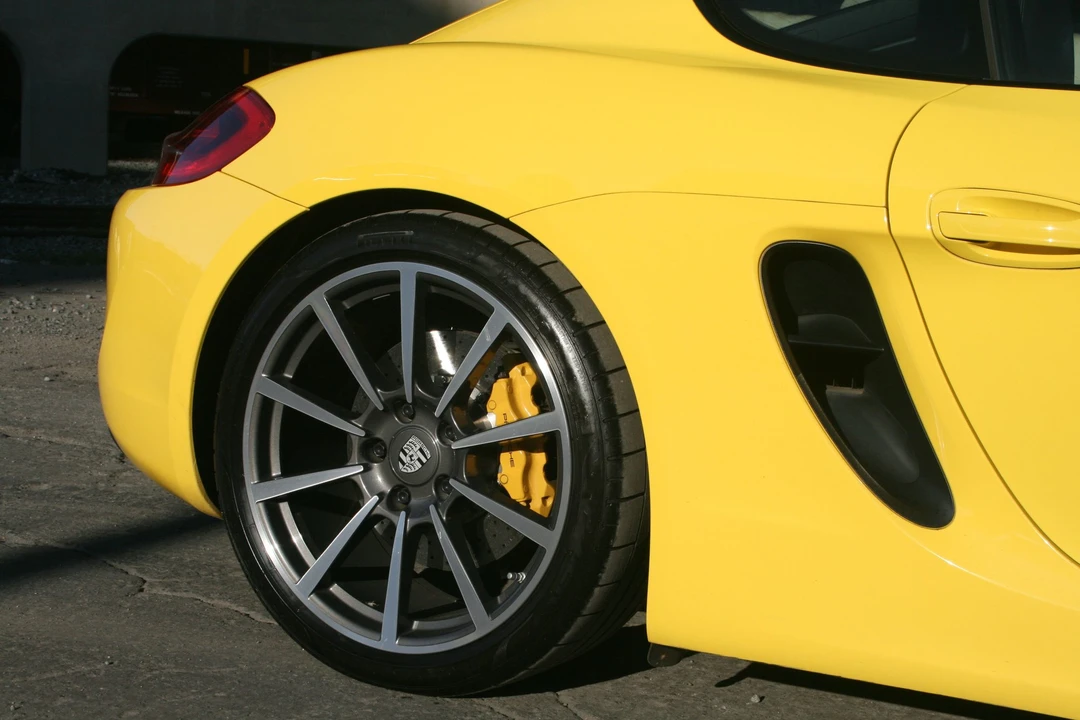 2014 Porsche 981 Cayman S - Image 8 of 23