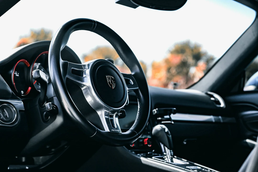 2014 Porsche 981 Cayman S - Image 10 of 11