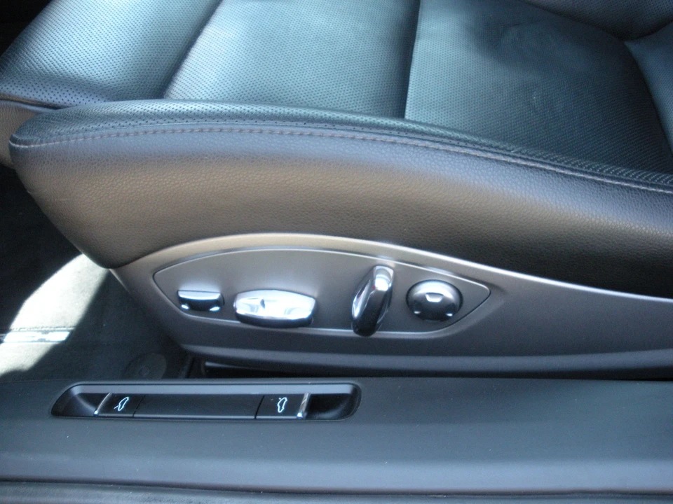 2014 Porsche 981 Cayman S - Image 15 of 24