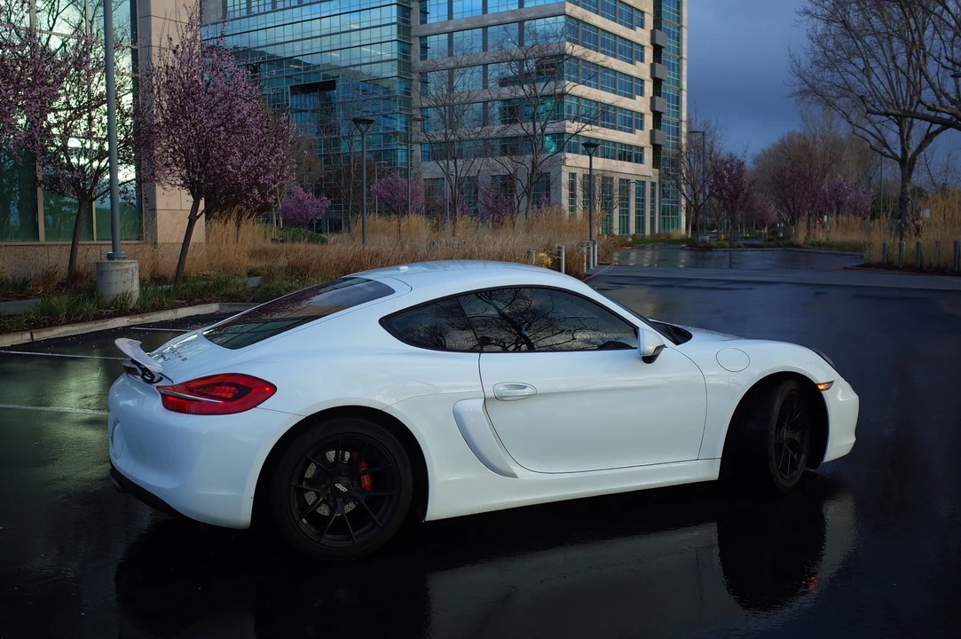 2014 Porsche 981 Cayman S - Image 6 of 17