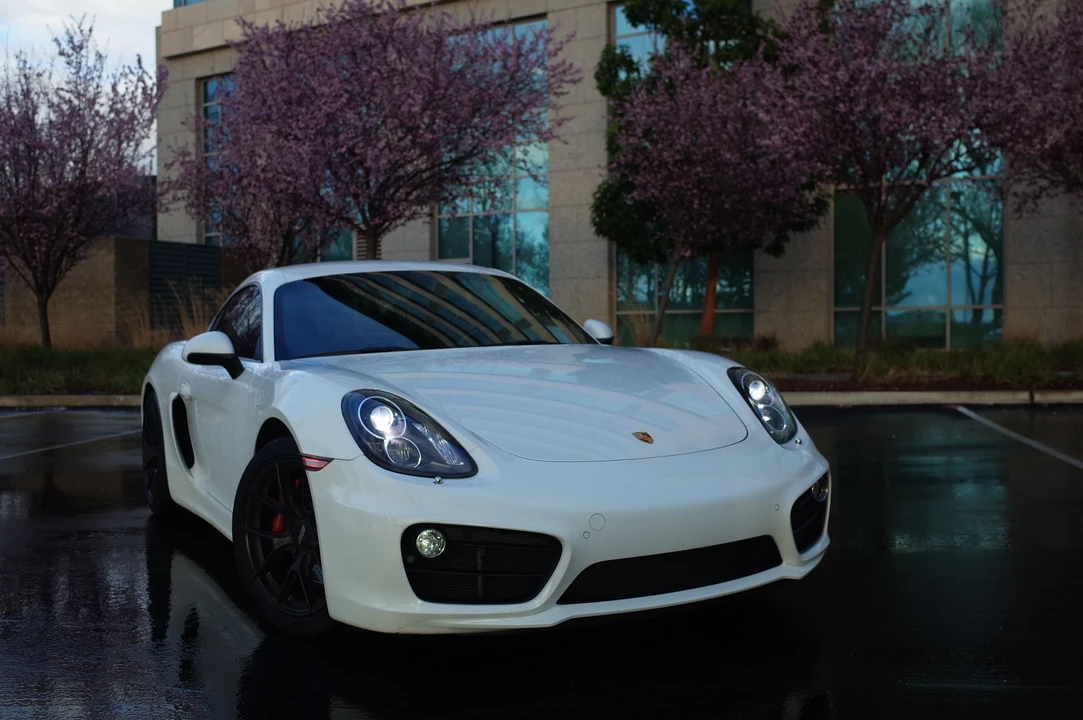 2014 Porsche 981 Cayman S - Image 7 of 17