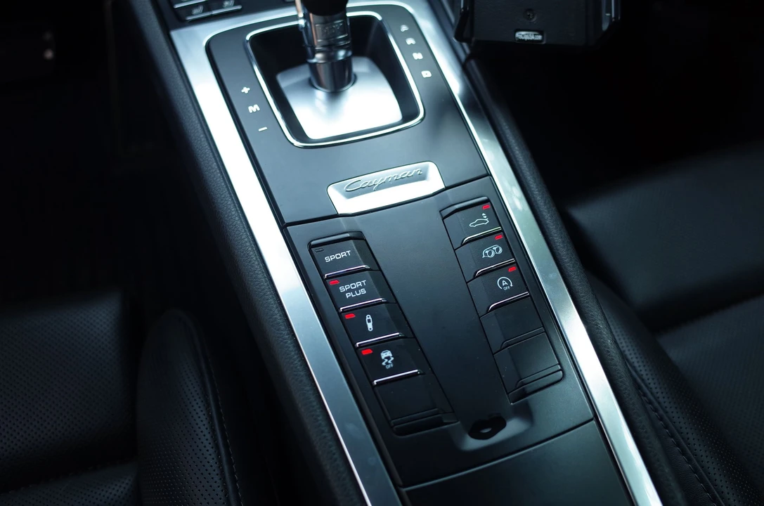2014 Porsche 981 Cayman S - Image 12 of 17