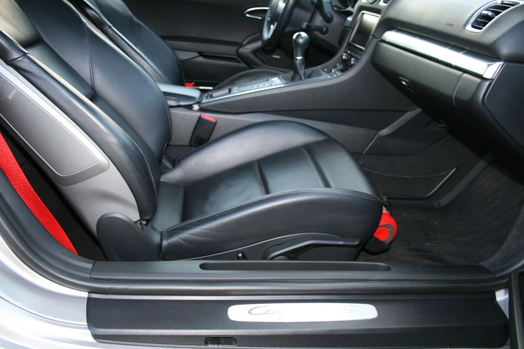 2014 Porsche 981 Cayman S - Image 14 of 31
