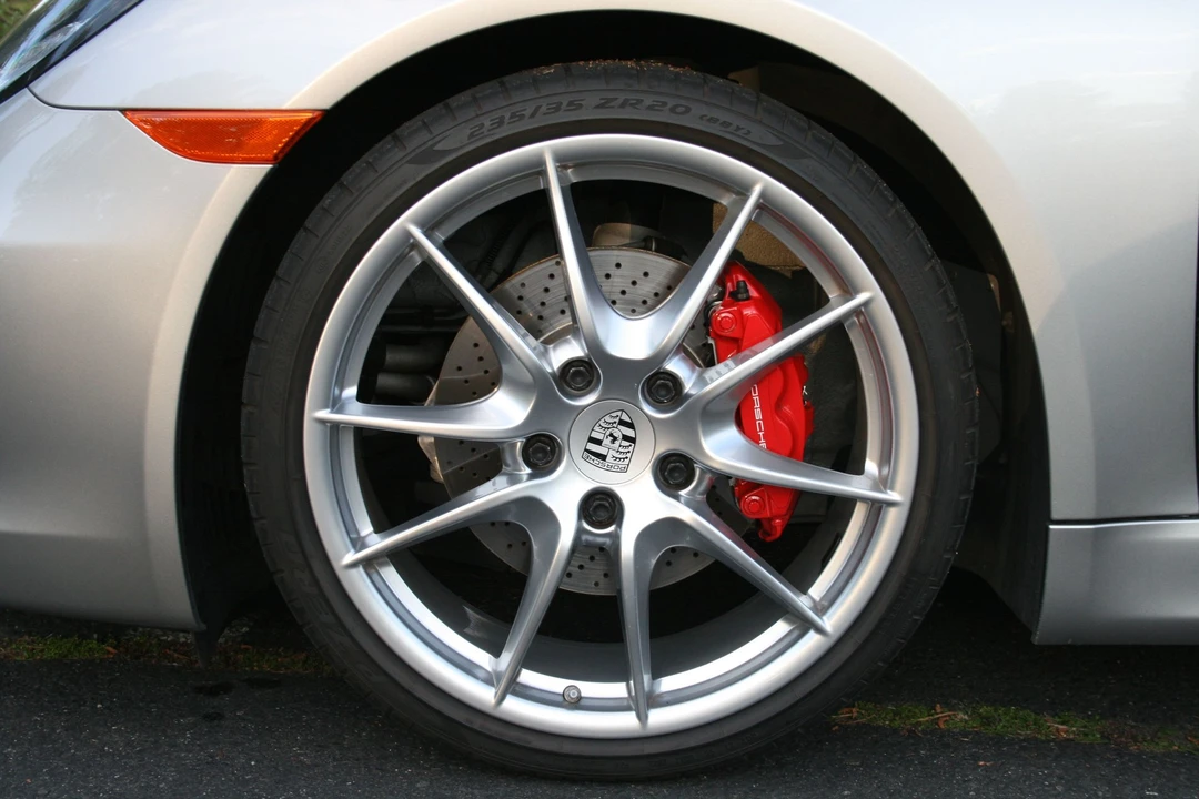 2014 Porsche 981 Cayman S - Image 26 of 31