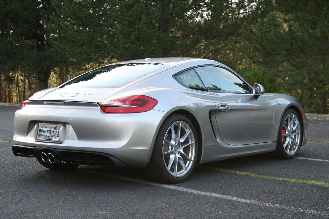 2014 Porsche 981 Cayman S - Image 8 of 31