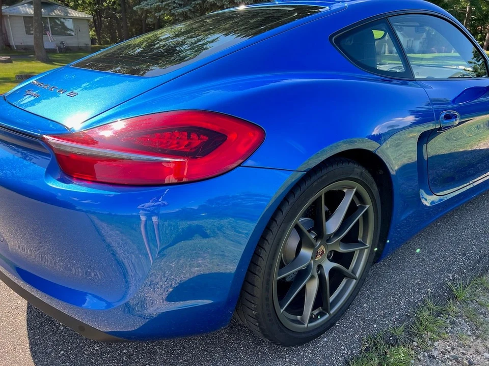2014 Porsche 981 Cayman - Image 5 of 15