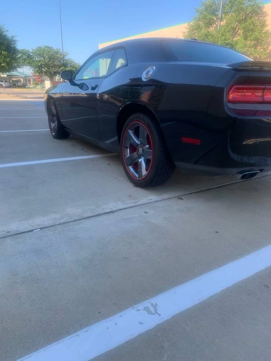 2014 Dodge Challenger 3rd Gen - Image 4 of 16