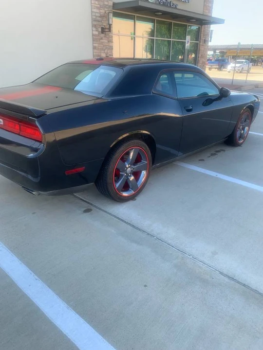 2014 Dodge Challenger 3rd Gen - Image 13 of 16