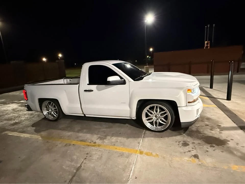 2014 Chevrolet Silverado 3rd Gen - Image 2 of 7