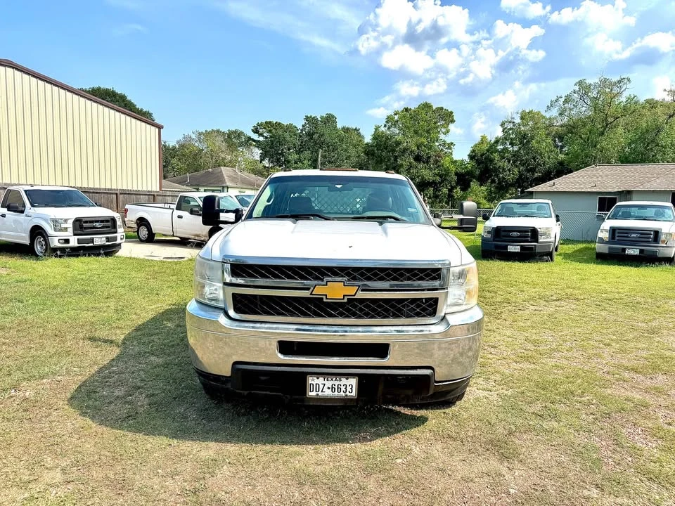 2014 Chevrolet Silverado Heavy Duty 2nd Gen - Image 2 of 13