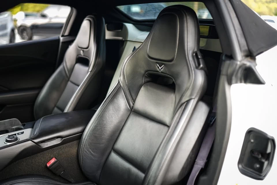 2014 Chevrolet Corvette C7 - Image 17 of 19