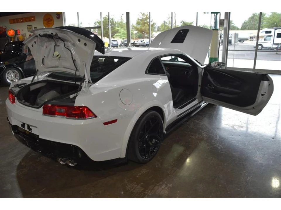 2014 Chevrolet Camaro 5th Gen - Image 16 of 31