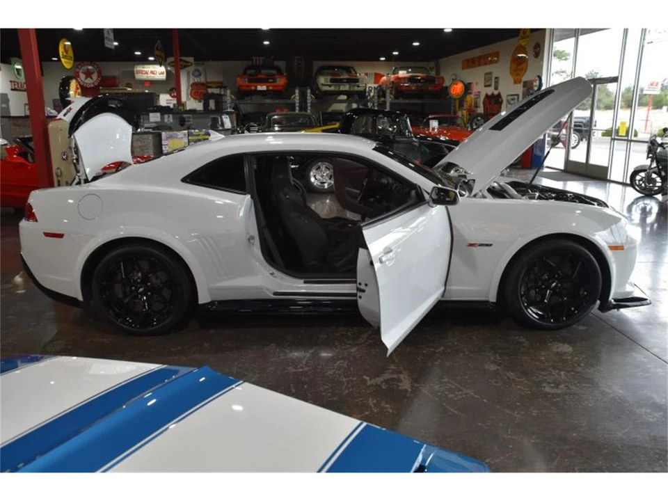 2014 Chevrolet Camaro 5th Gen - Image 17 of 31