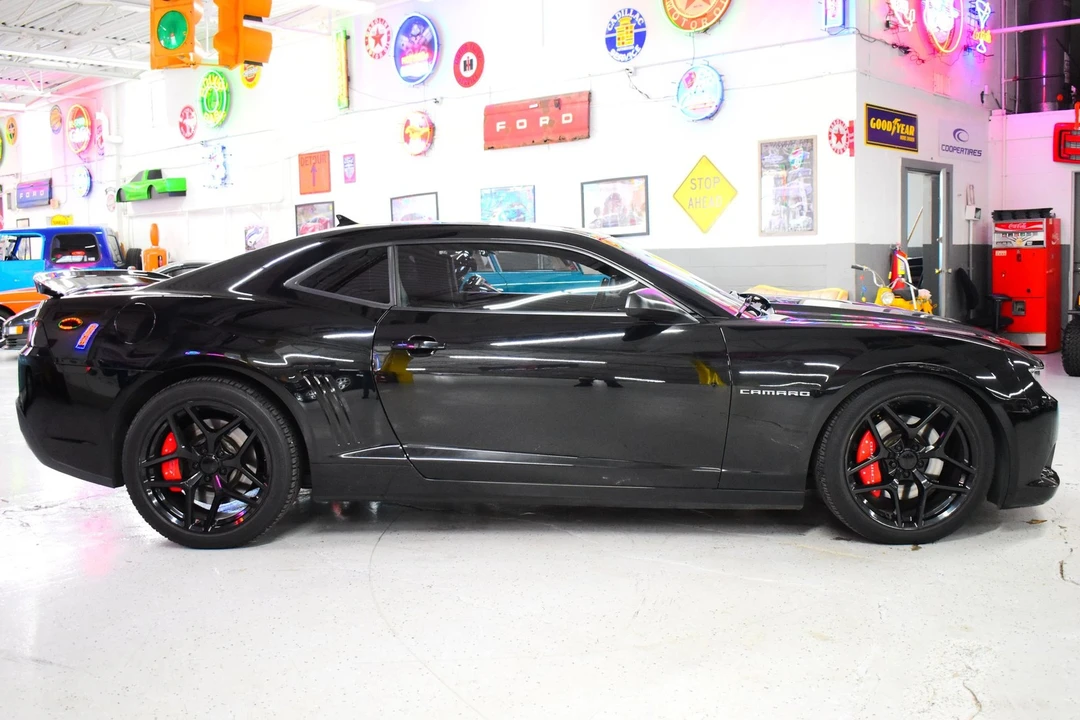 2014 Chevrolet Camaro SS 5th Gen - Image 4 of 20
