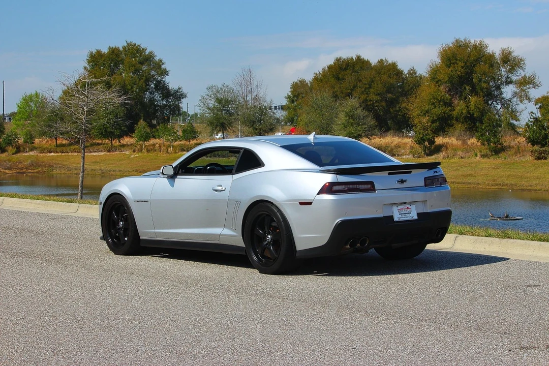 2014 Chevrolet Camaro 5th Gen - Image 4 of 31