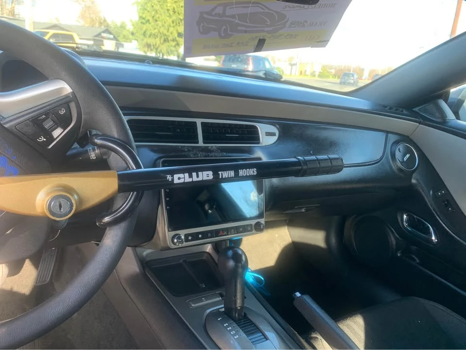 2014 Chevrolet Camaro 5th Gen - Image 2 of 9