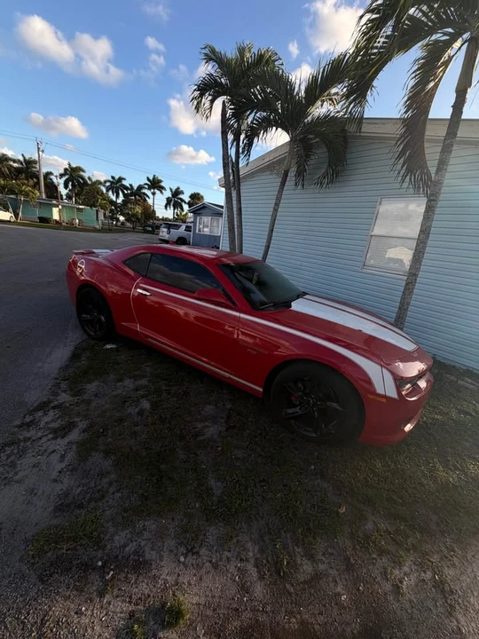 2014 Chevrolet Camaro 5th Gen - Image 2 of 10