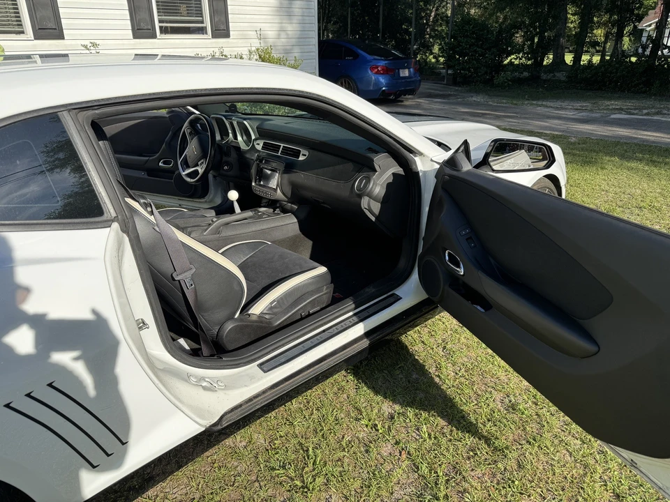 2014 Chevrolet Camaro SS 5th Gen - Image 6 of 31